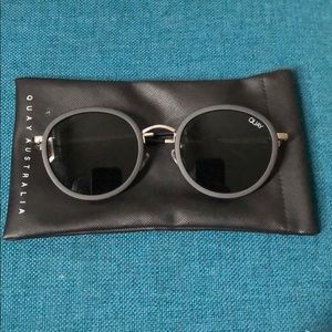 Quay Firefly Sunglasses Black/Green